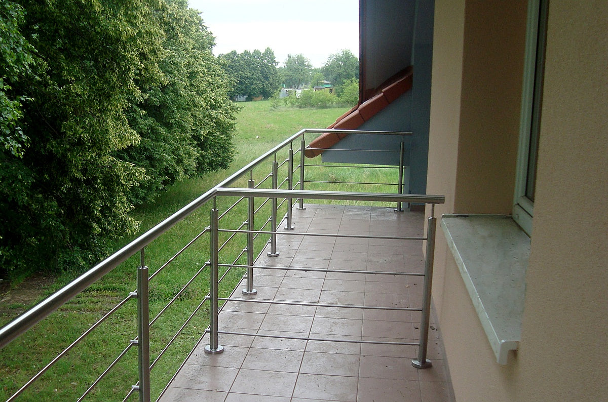 Handrail bracket